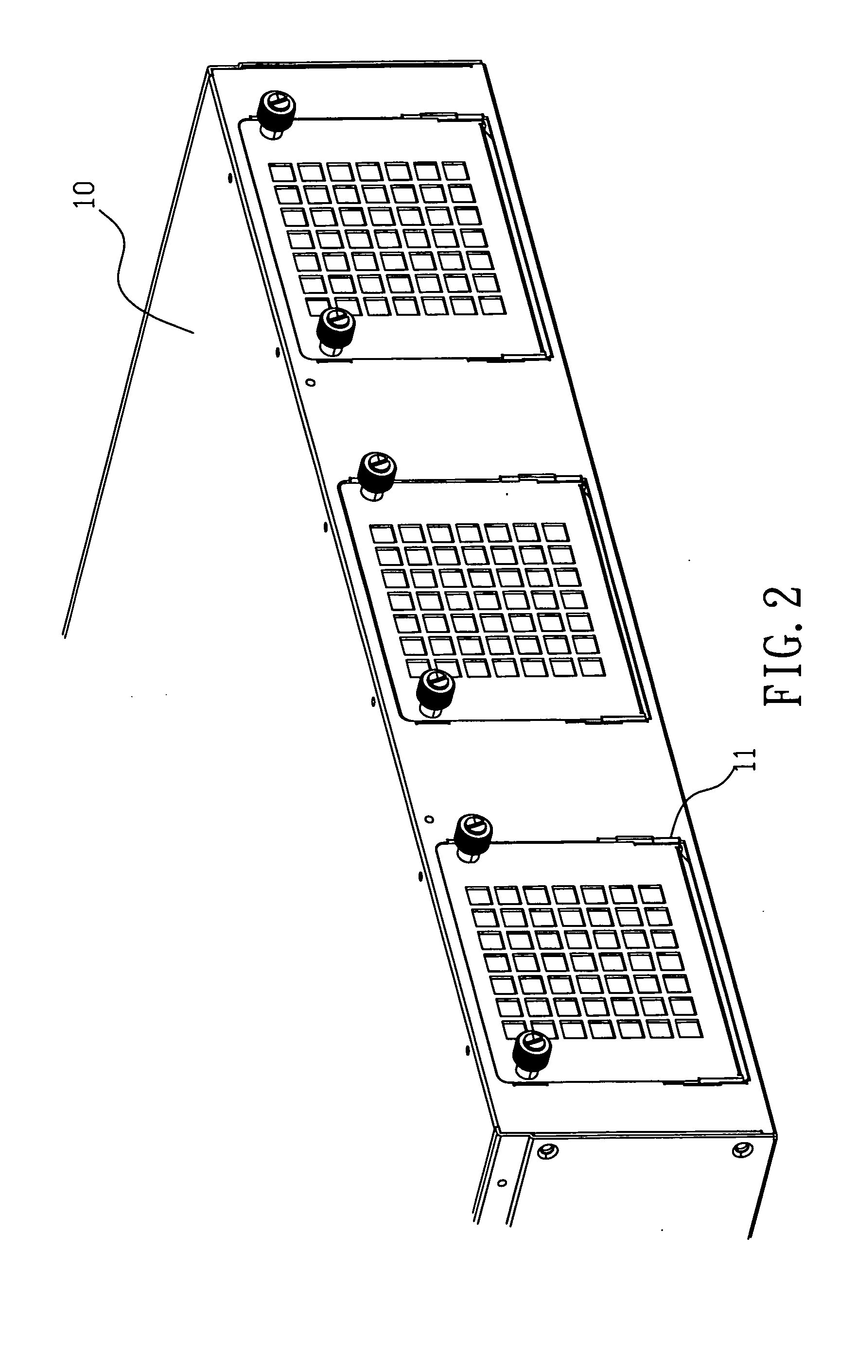 Detachable fan apparatus for quick maintenance