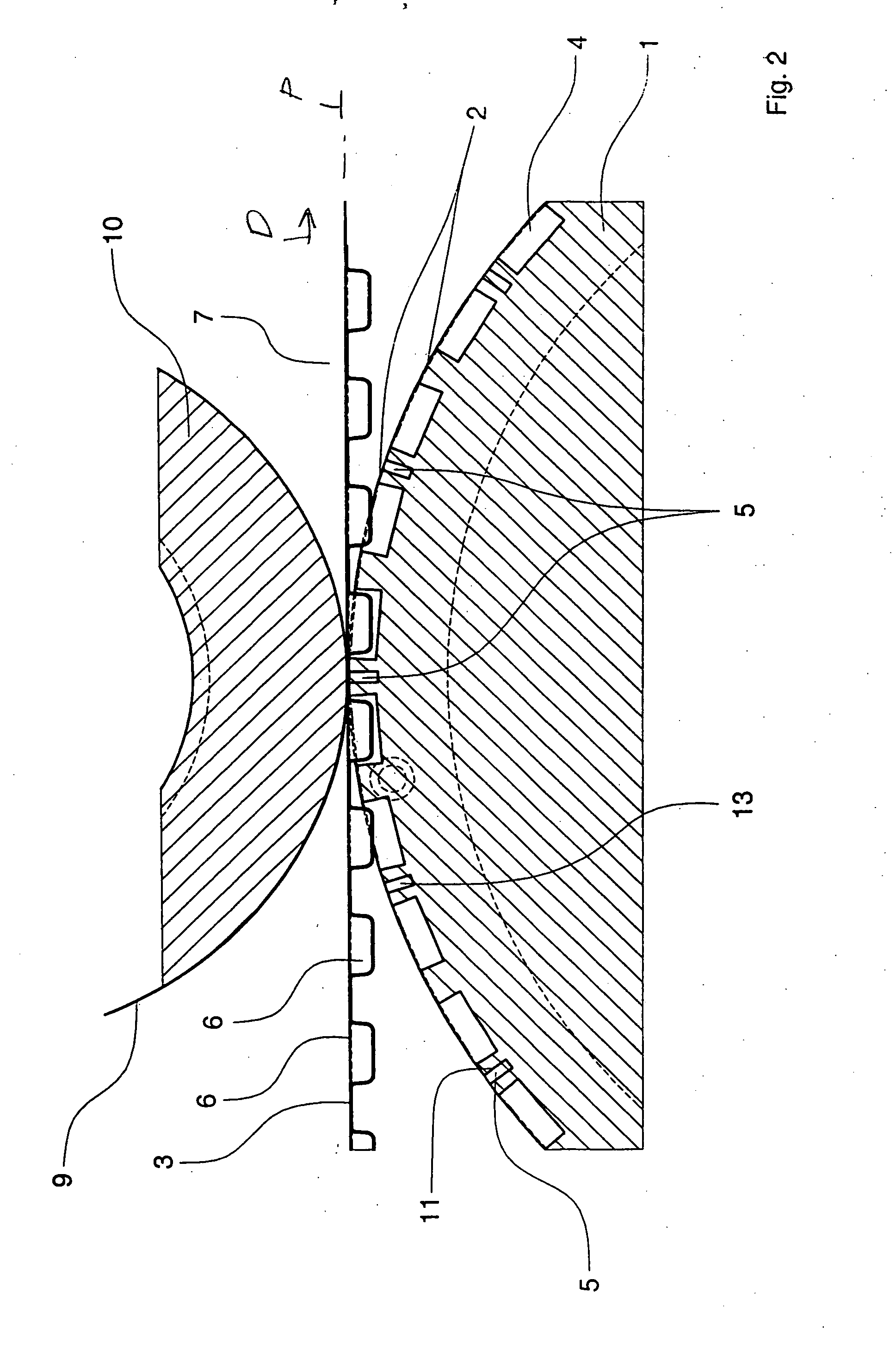 Apparatus for sealing a cover foil to a blister foil