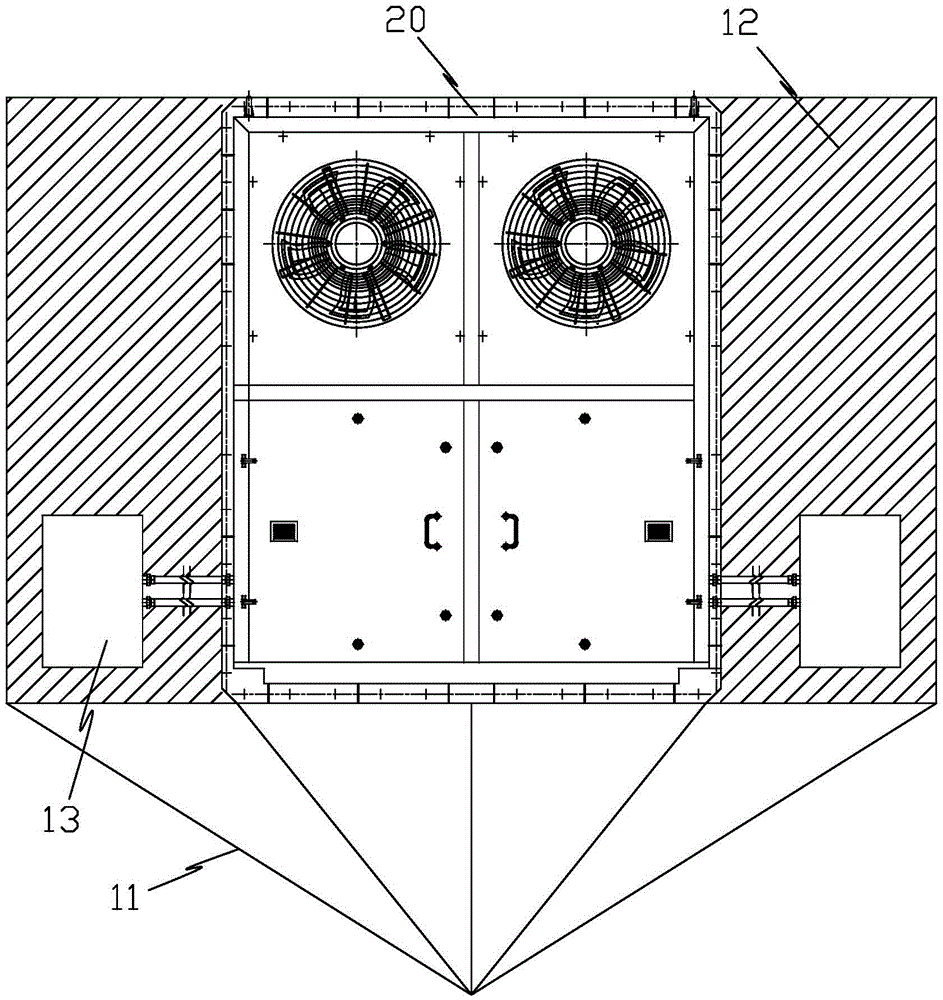 A vehicle-mounted common type radar embedded liquid cooling source