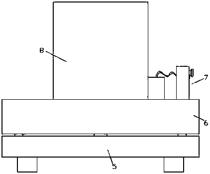 Pesticide spraying device with adjustable orientation