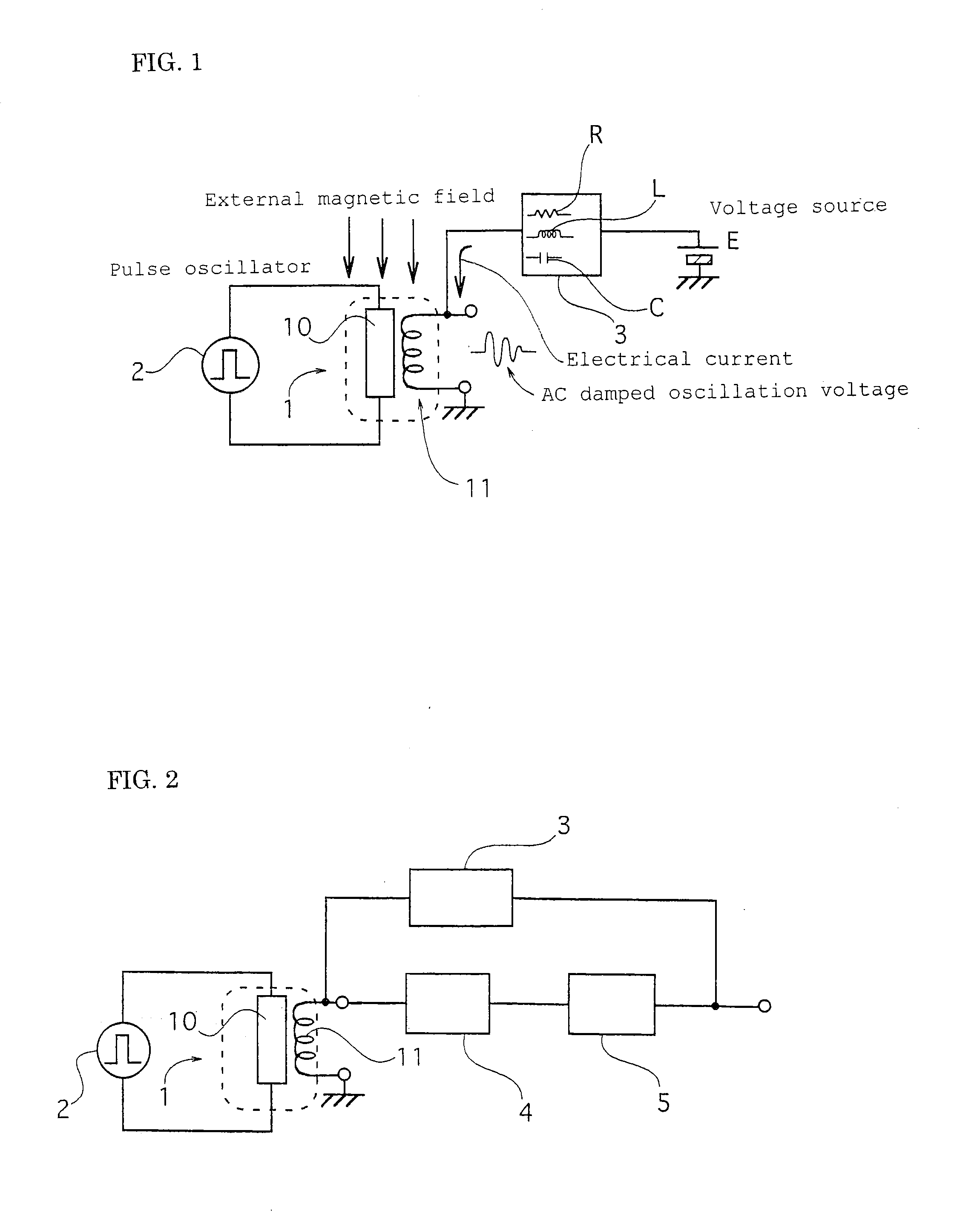 Magnetic field detecting device