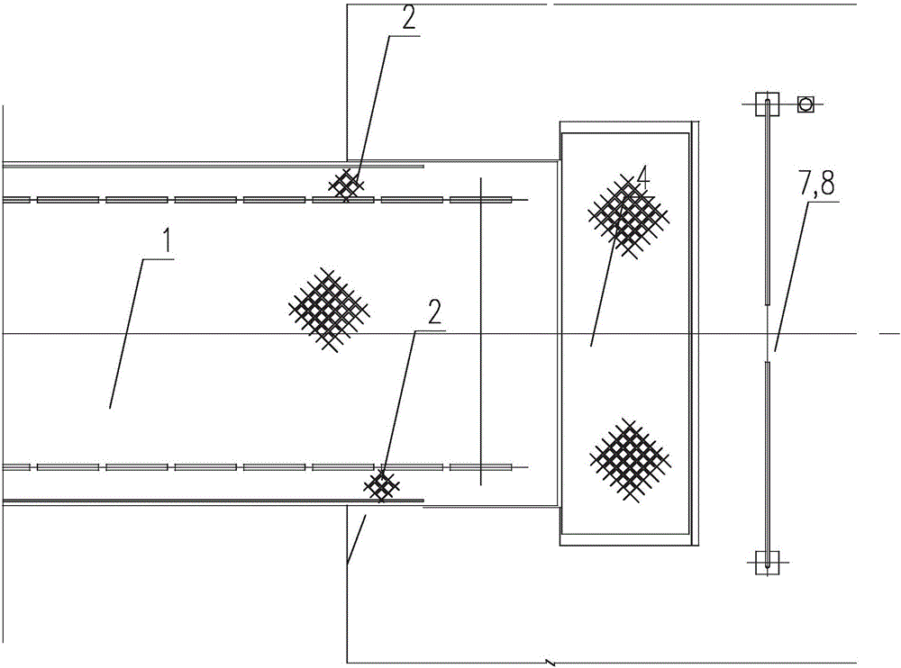 Split type bottom pushing movable road bridge