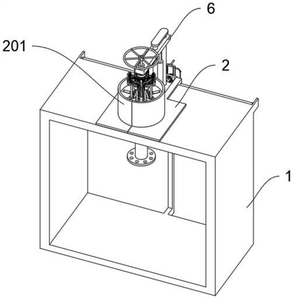 Reaming device with synchronous adjusting function and for flange structure machining