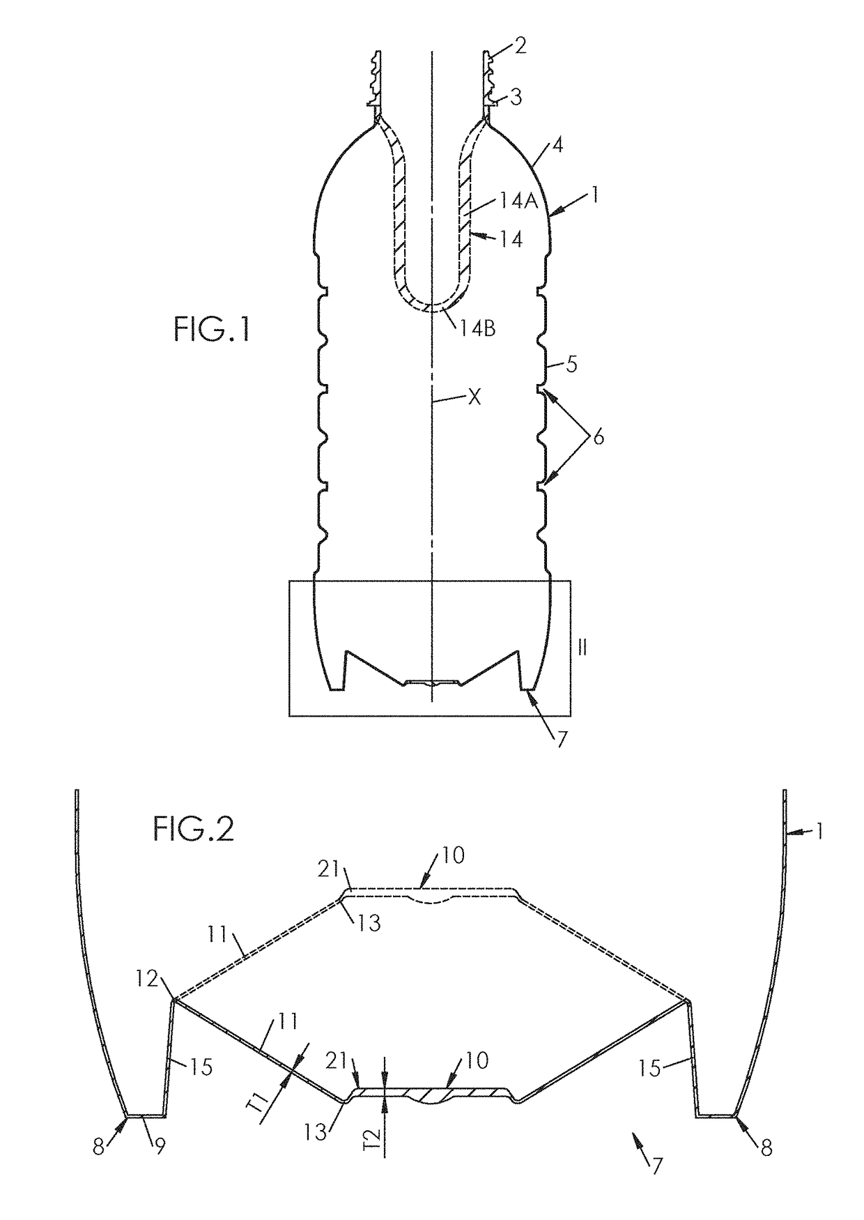 Container provided with an invertible diaphragm and a central portion of greater thickness