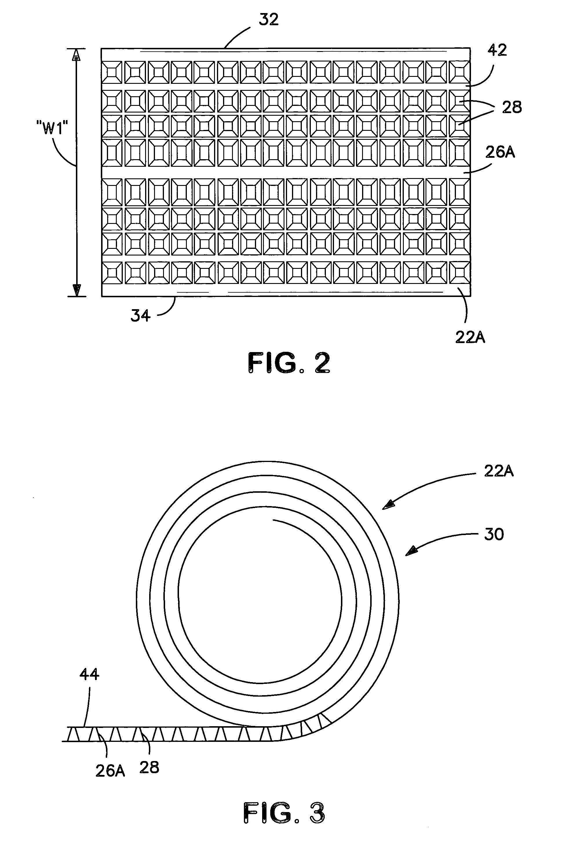 Rollable roof ridge vent having baffles