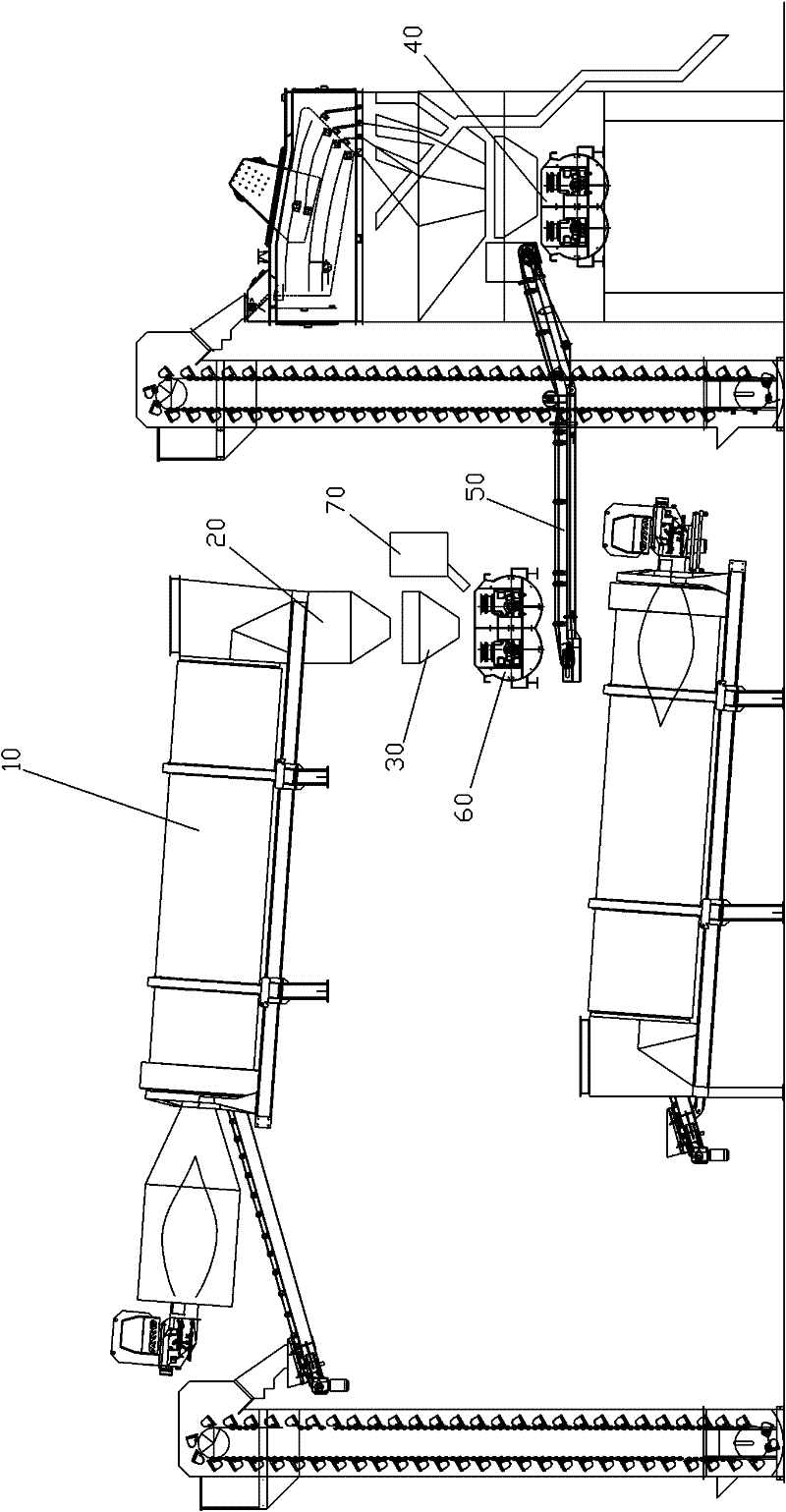 Hot recycling method of asphalt mixing materials and hot recycling device of asphalt mixing materials