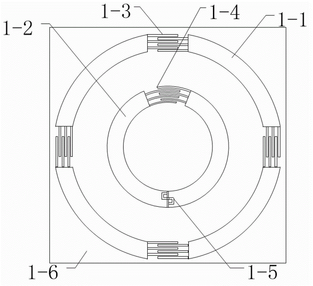 Coupled feeding horizontal omni-directional annular radio frequency identification (RFID) label antenna