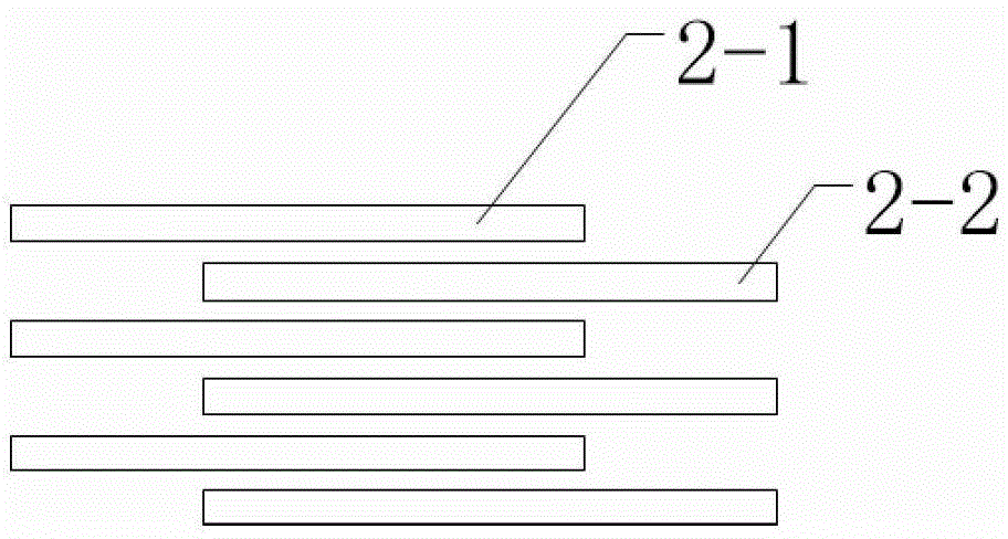 Coupled feeding horizontal omni-directional annular radio frequency identification (RFID) label antenna