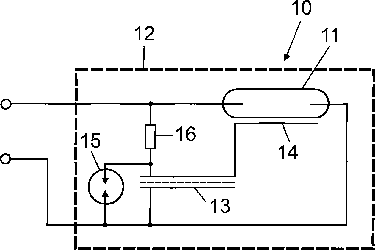 High-pressure discharge lamp with an improved starting capability, as well as a high-voltage pulse generator