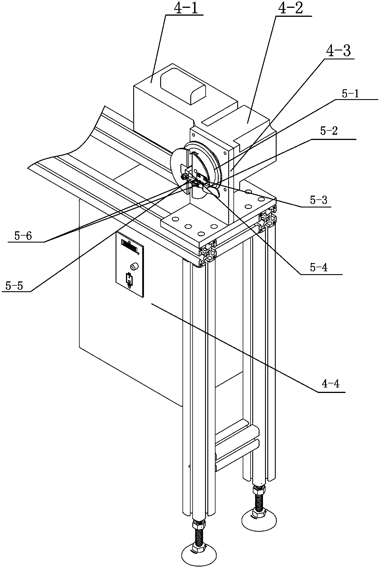 Cable core automatic straightening device