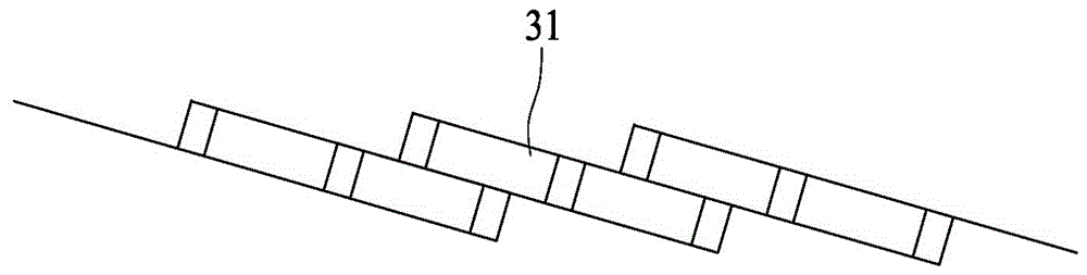 Trench wall structure of pneumatic tire tread pattern