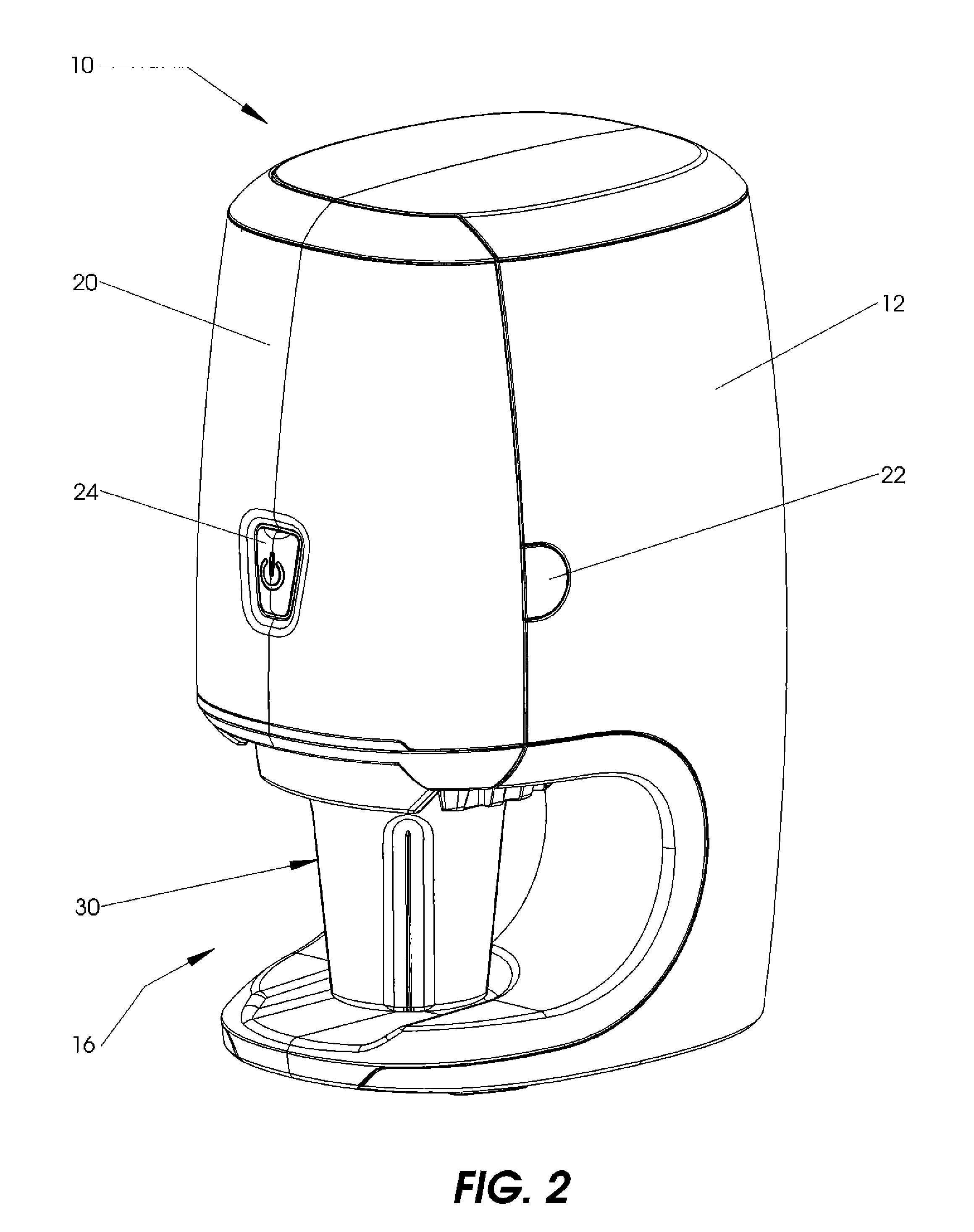 Compact blender for frozen beverages