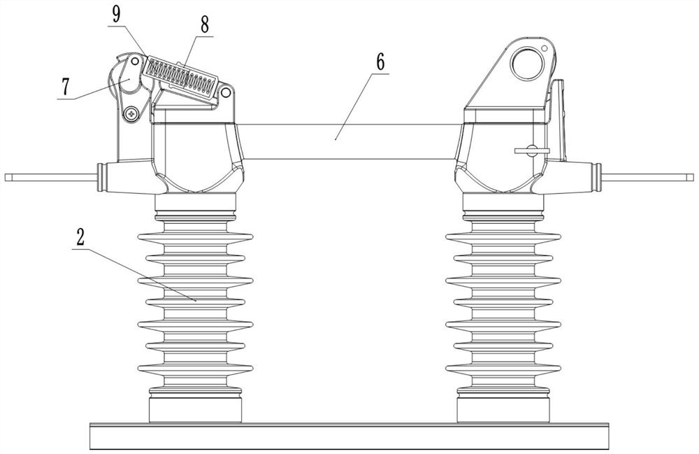 Temperature-measuring outdoor high-voltage enclosed isolating switch with switching-on indication and assistance