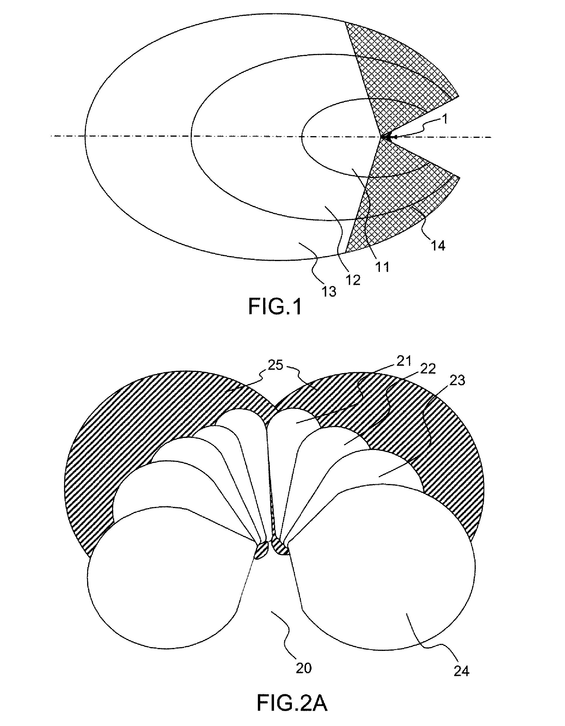 Broadband multifunction airborne radar device with a wide angular coverage for detection and tracking, notably for a sense-and-avoid function