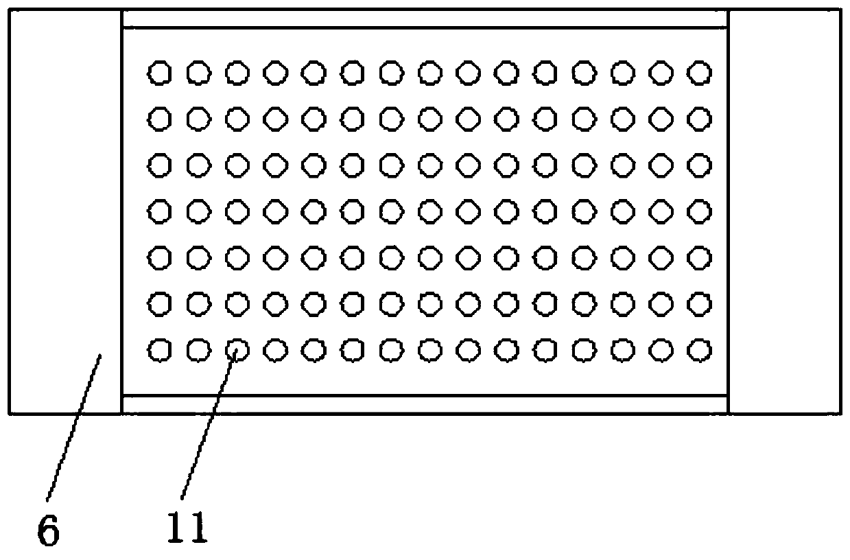 Conveyor belt principle-based scrap removal device for numerically controlled lathe