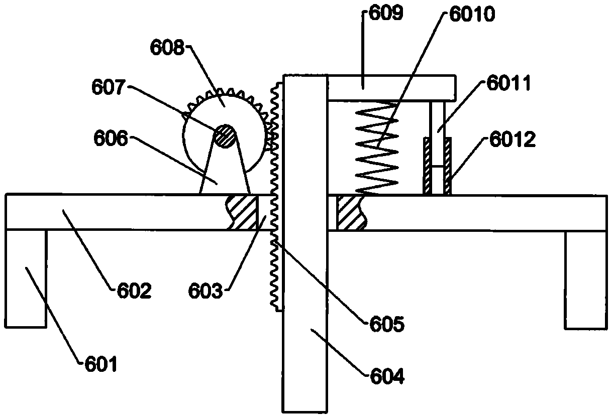 Progressive green walnut peeling equipment with auxiliary feeding function