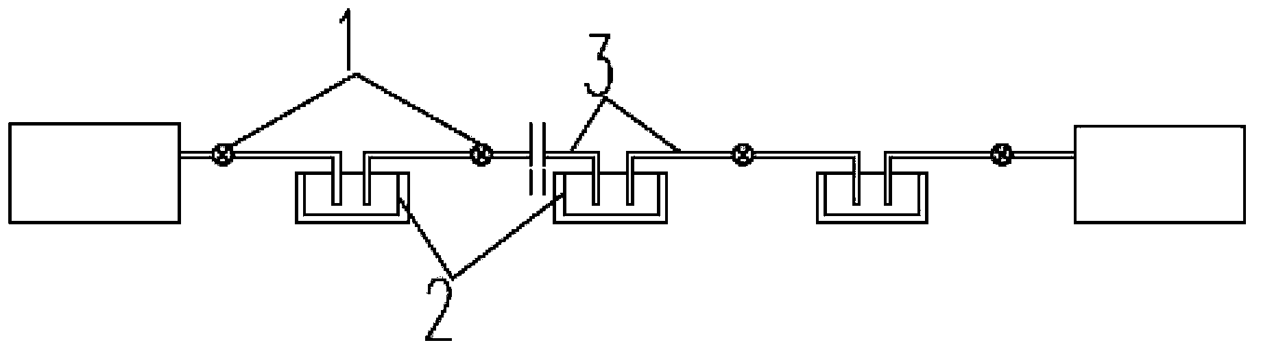 One-way pressure supplementing tower used for water conveying system