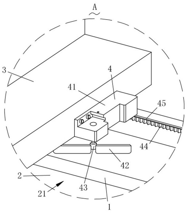 A lathe that facilitates the cleaning of machining debris