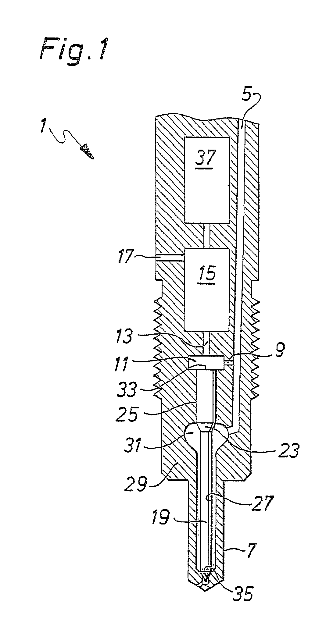 Control valve for an injector of a fuel Injection system for internal combustion engines with pressure amplification in the control chamber