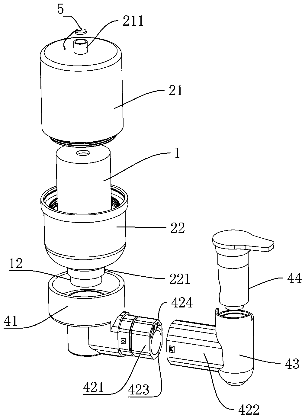 Water purifying filtering element and filtering apparatus thereof