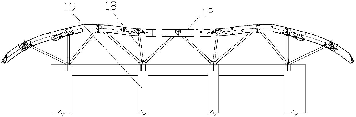 Purlin support structure of a curved roof