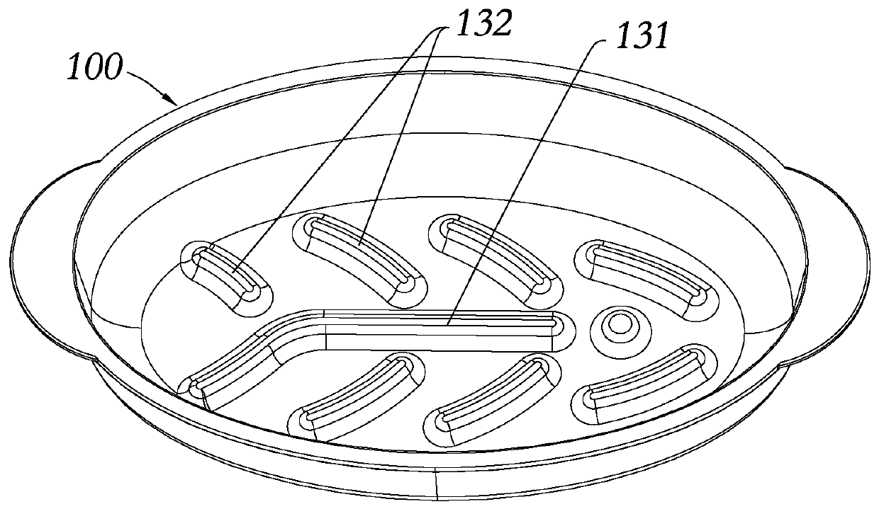 Fish steaming container and steam heating type cooking instrument