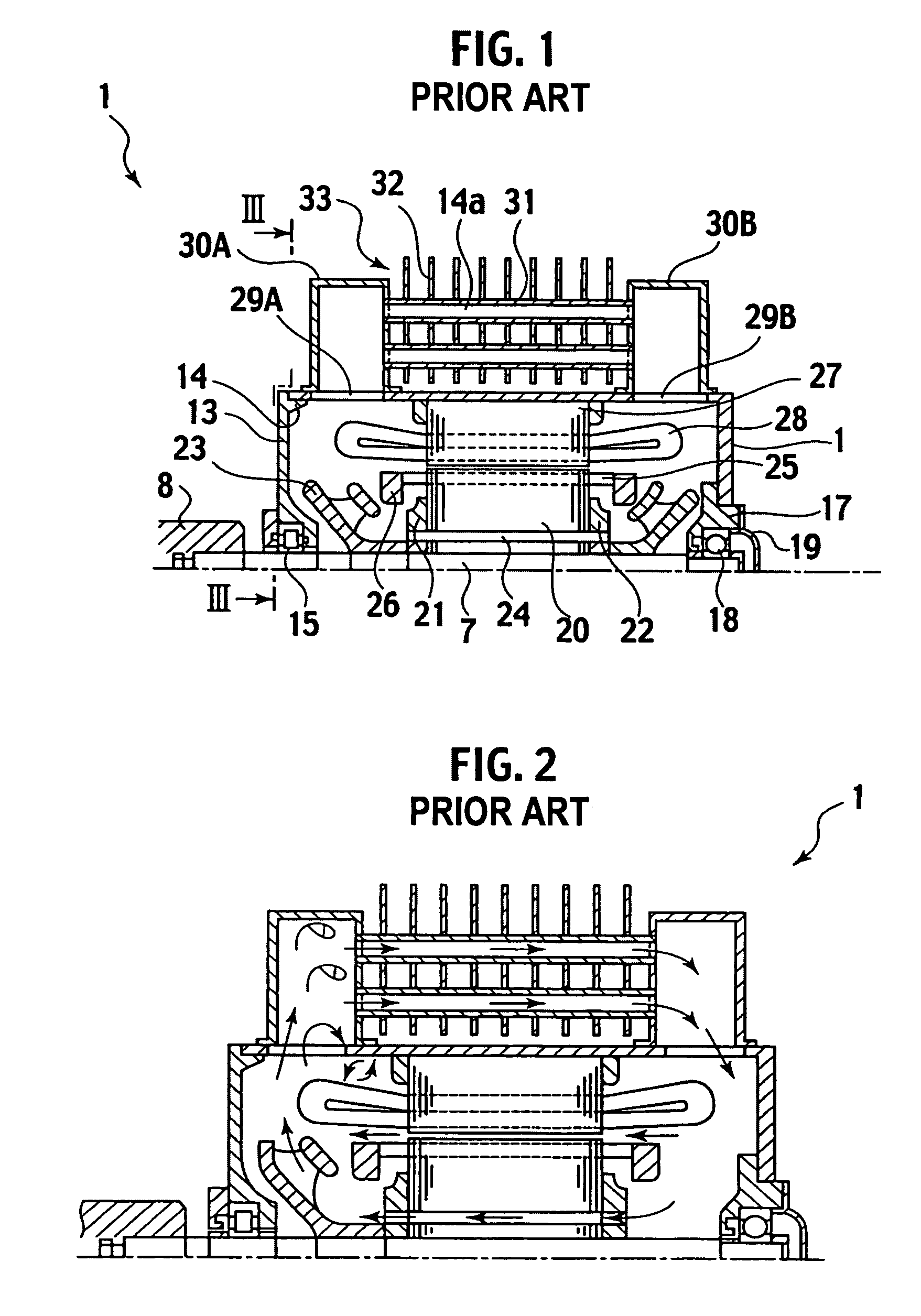 Totally enclosed type main drive motor for vehicle