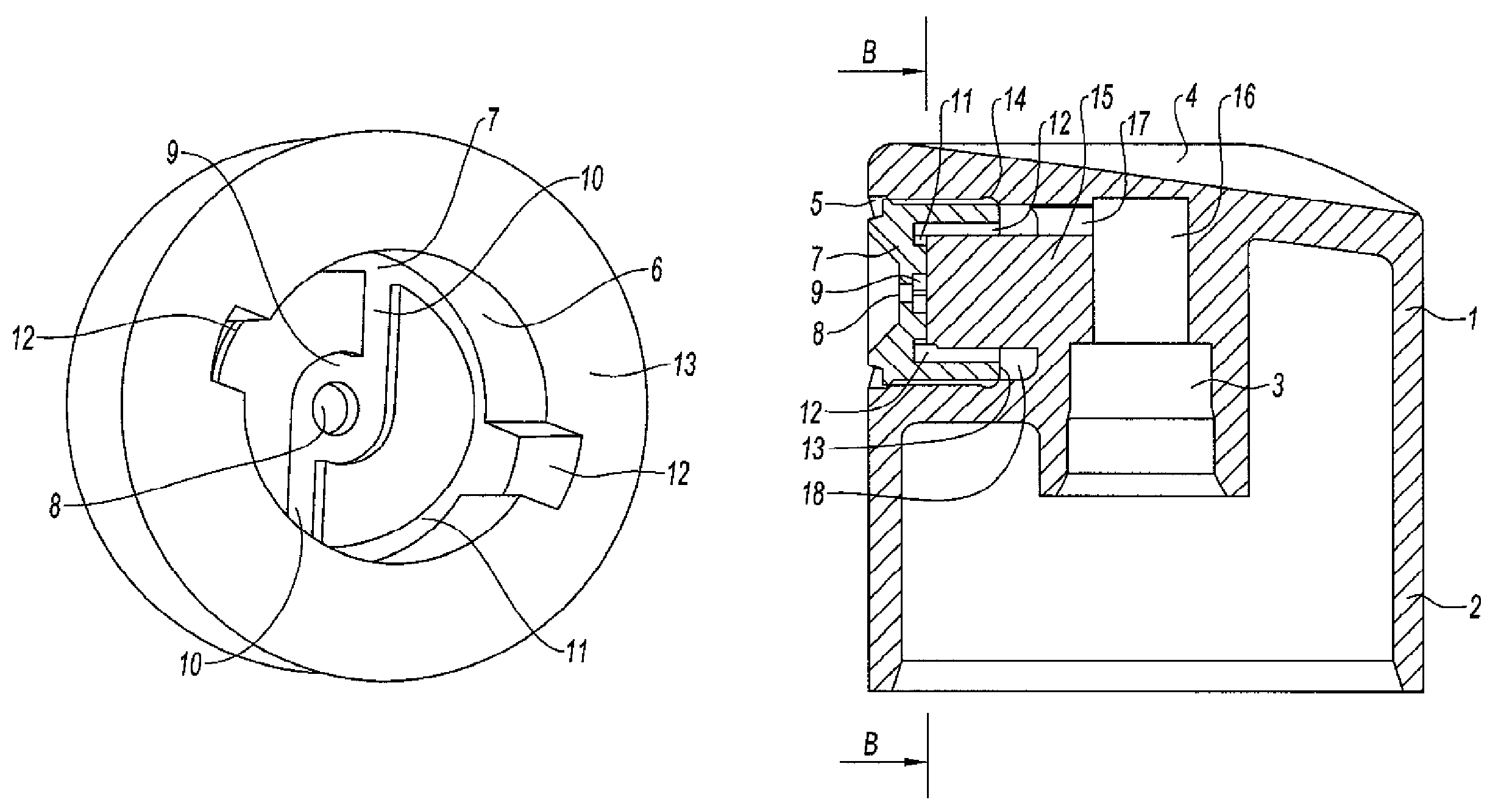 Spray nozzle comprising axial grooves to provide a balance supply to the vortex chamber