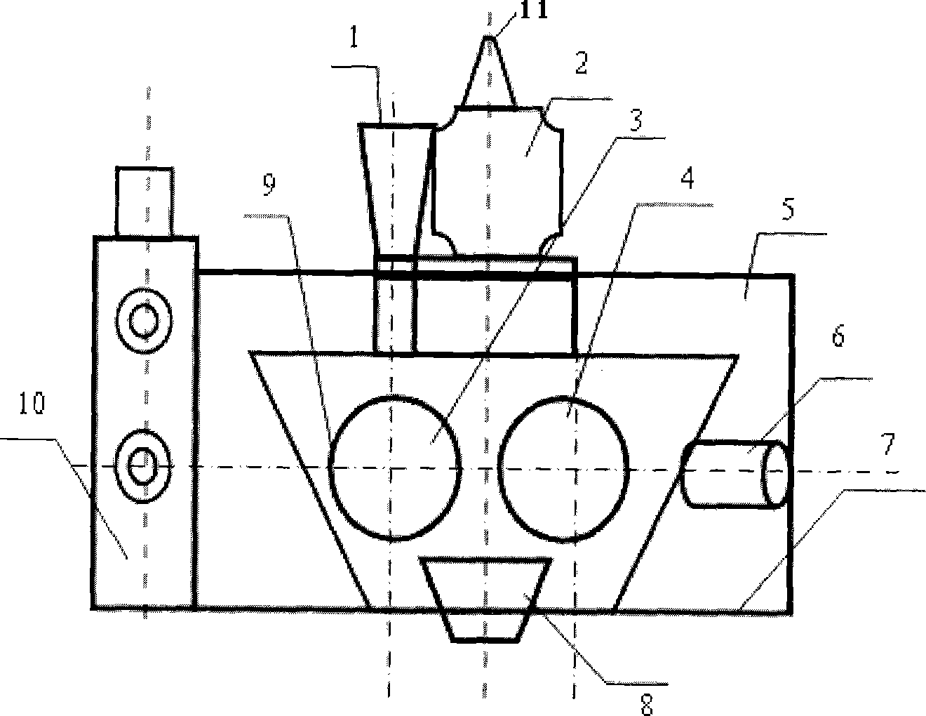 Heat pressing moulding process and equipment for lignite rich in water after drying process