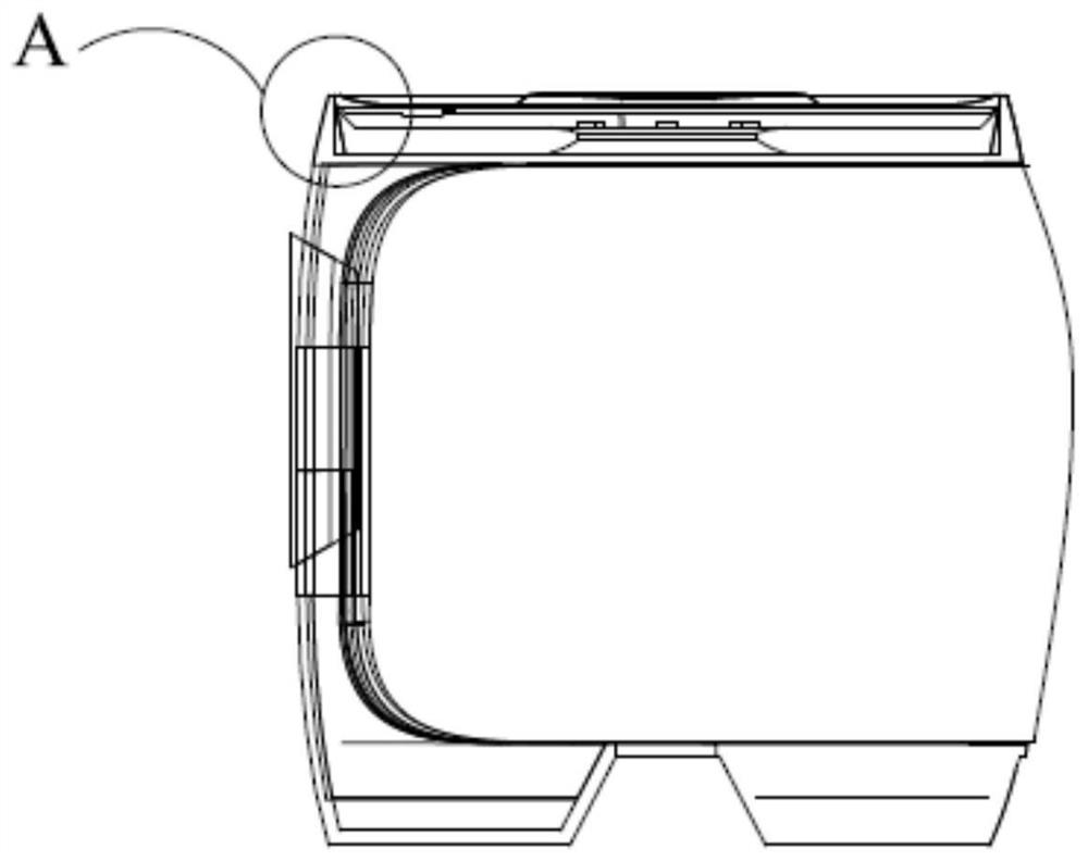 Lamp assemblies and speakers