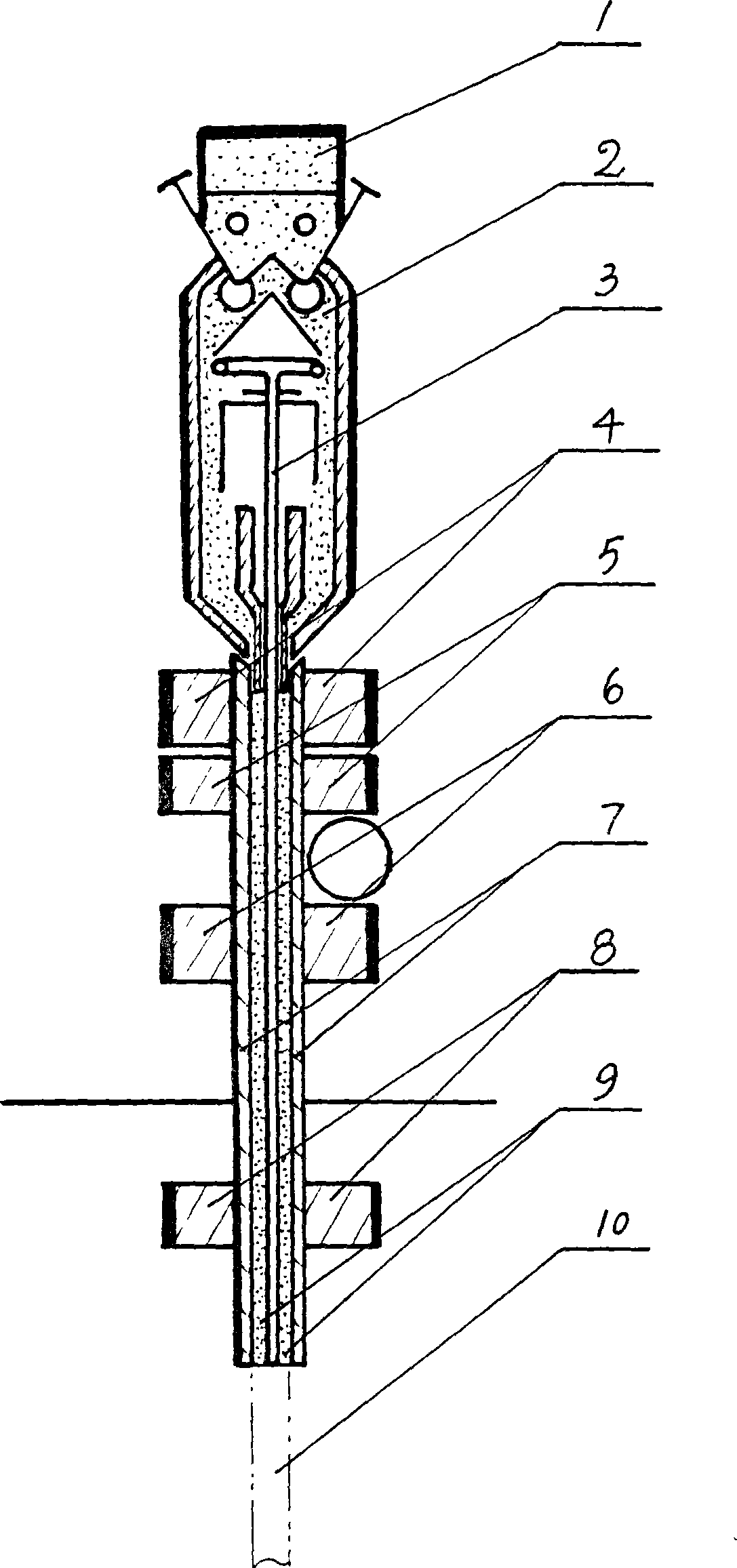 Supper wide type hollow flakeboard extruder