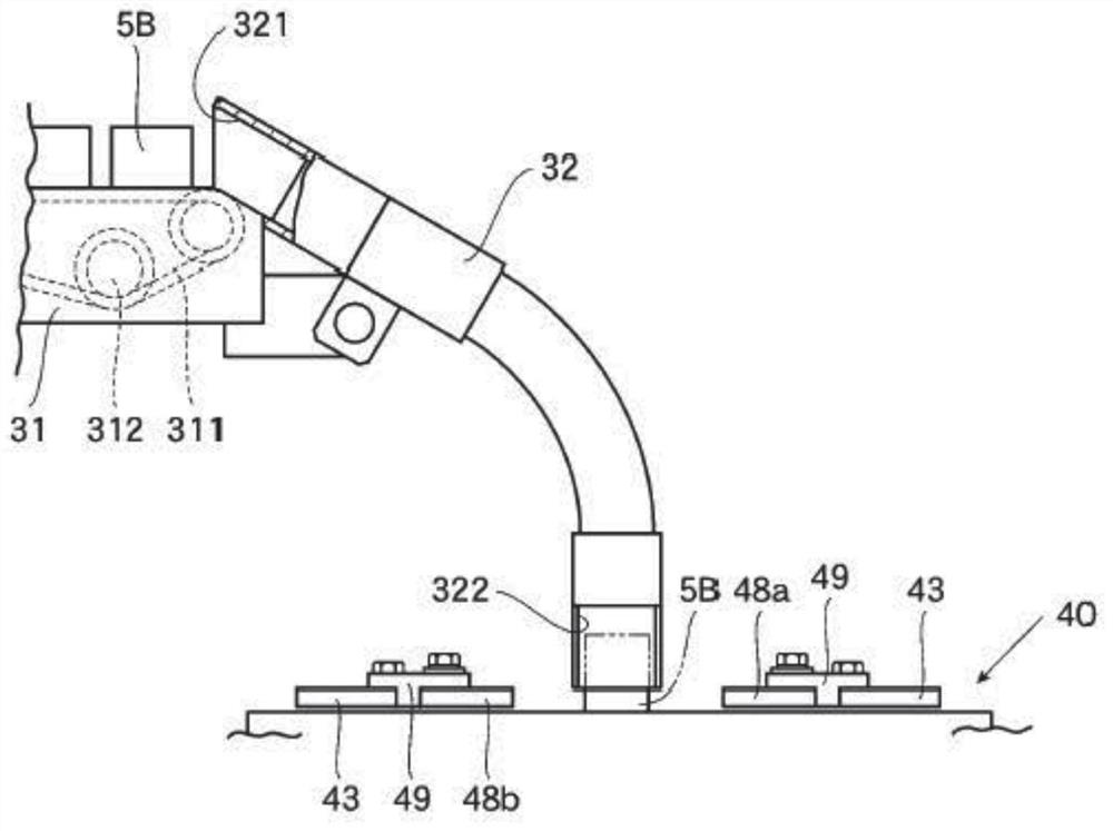 Manufacturing device and manufacturing method of raw material for forging