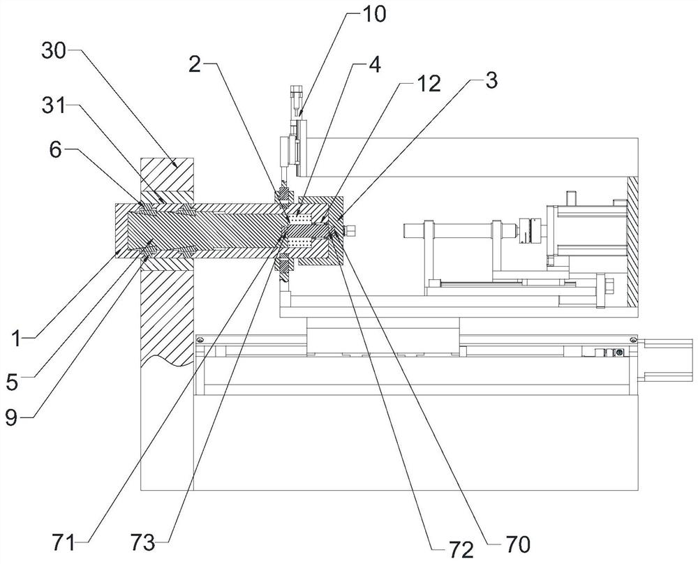 Cable pulling auxiliary device with self-locking structure