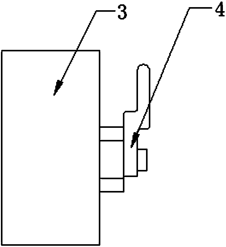 Transmission box with lubricating function