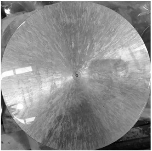 Sheathing and extruding preparation method for titanium aluminum alloy rods