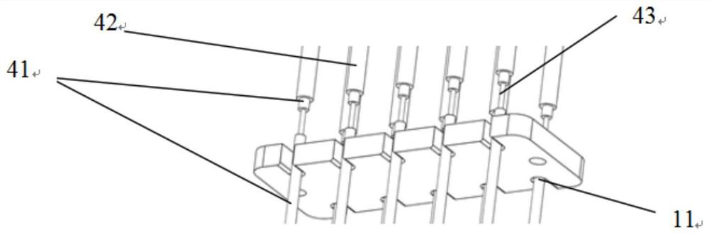 Optical fiber introduction device and optical fiber introduction method