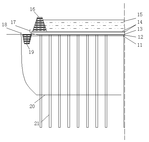 Method and device for vacuum electro-osmotic drainage for reinforcing dredged silt soil