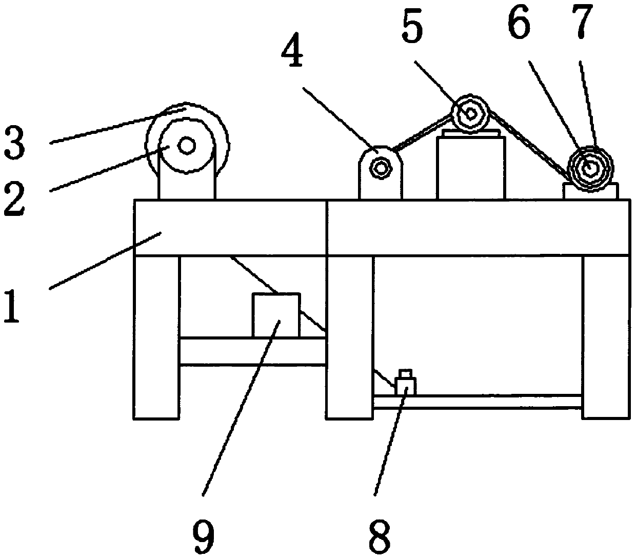 Novel spiral label reel pipe slitting integrated machine