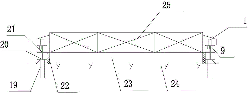 Reversal rail hydraulic climbing form for concrete pouring of high and steep slope