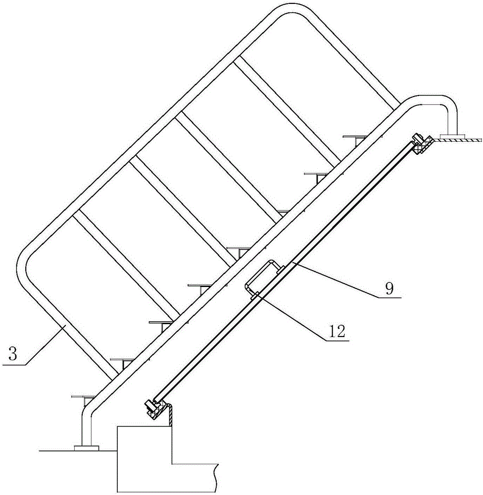 Folding-fan-type cell cover plate of aluminum electrolytic cell