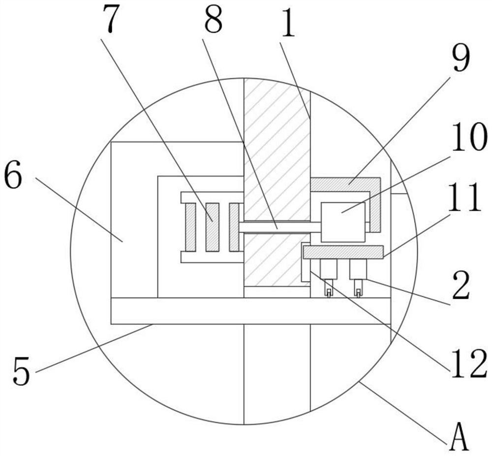 Demolding device for kit injection mold production