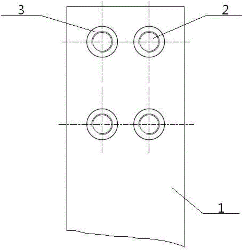 Automobile plastic lateral baffle