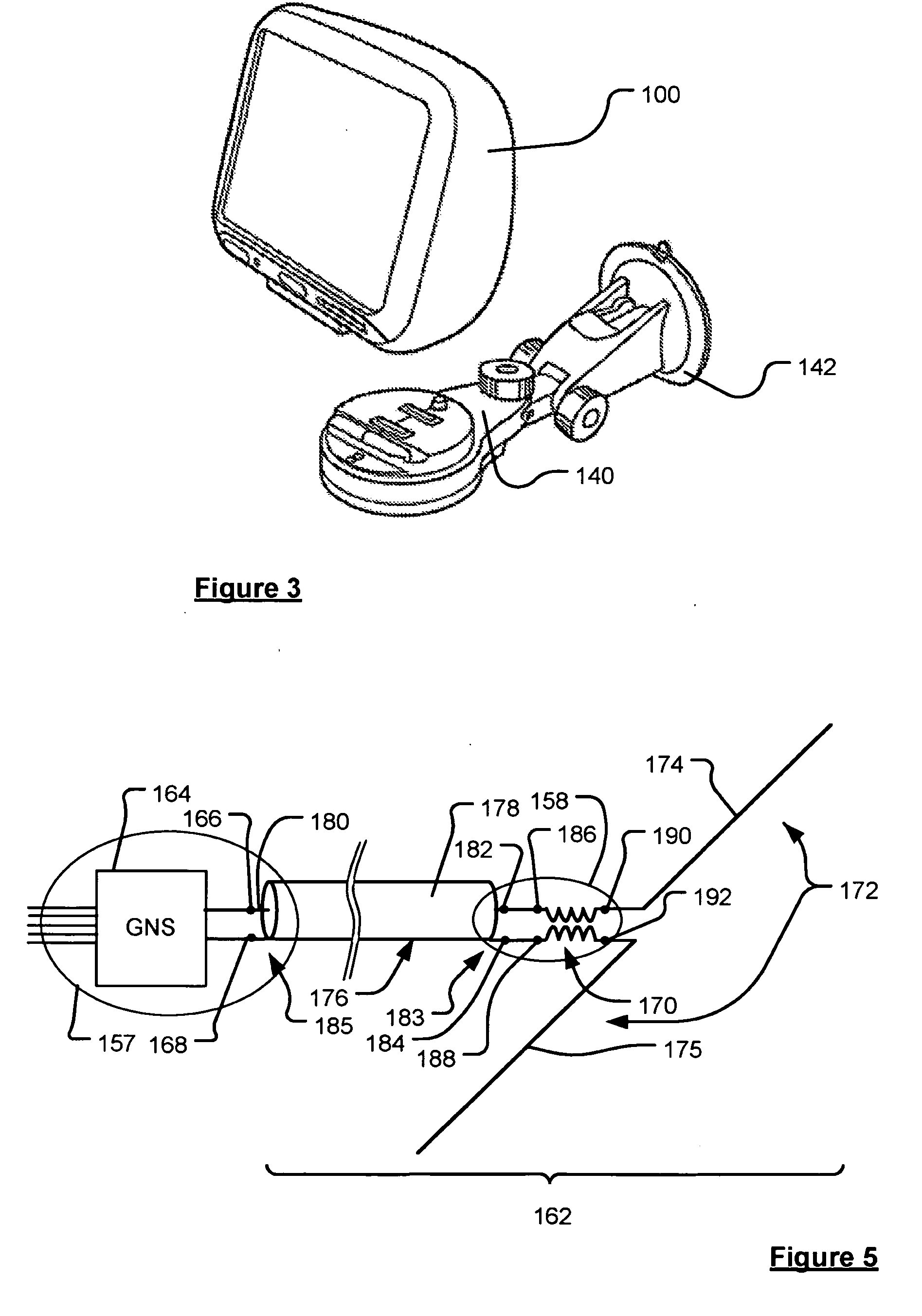 Antenna arrangement with reduced comm-mode signals