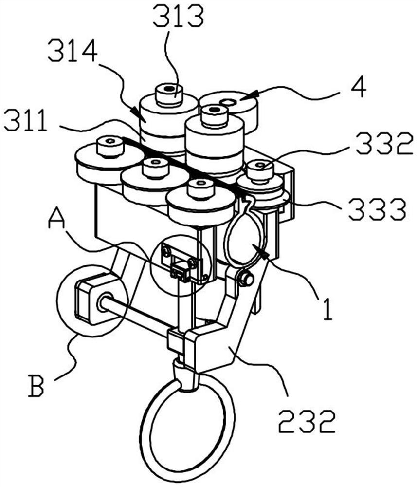 A buckle-type insulating sheath installation device