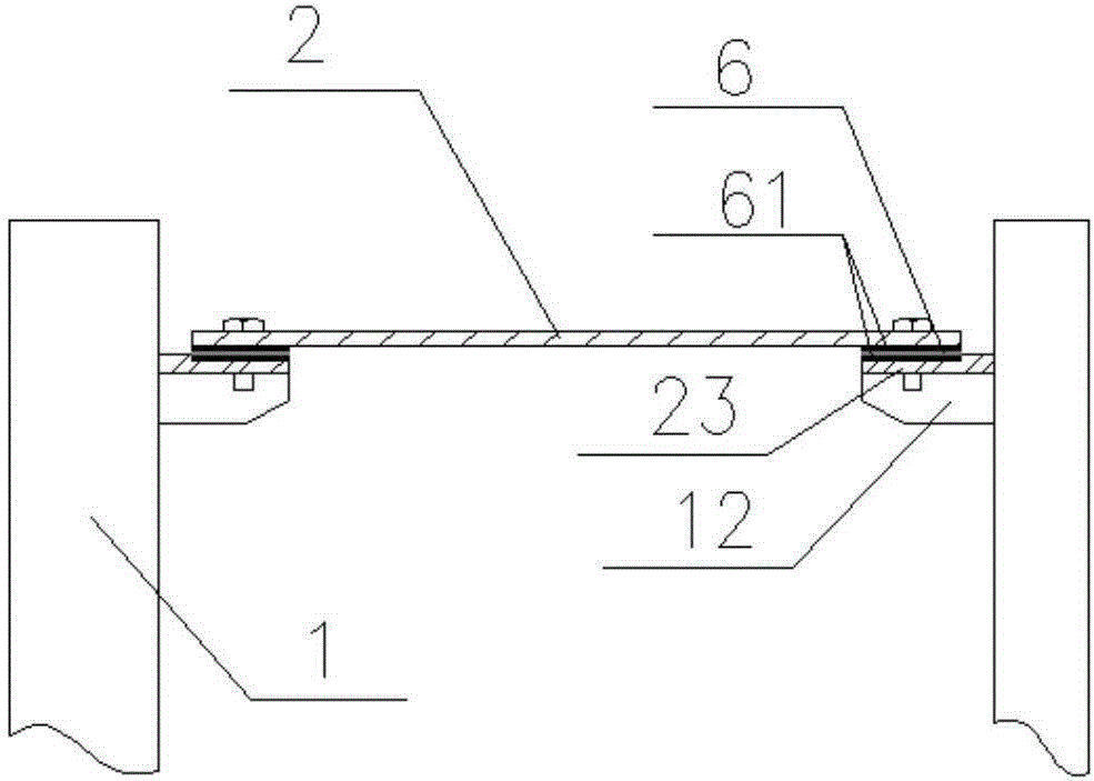 Soft soil layer open caisson sinking control method and device