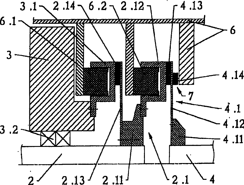 Method and driving assembly for operating a weaving machine