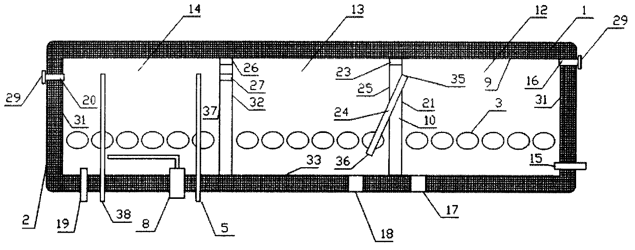 There-cabin step-leaping type solar heater having no water supplement tank or oblique diversion pipe