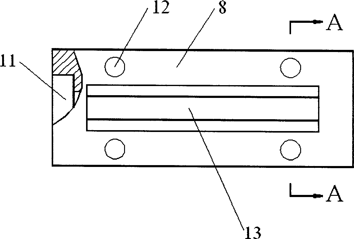 Preparation type electrochromatography separation arrangement with applied electric field being vertical to flow direction