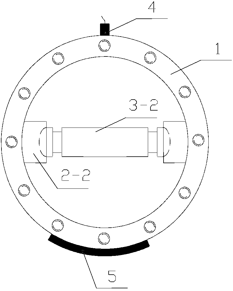 Test device and method for evaluating anti-cracking sensitivity of pipeline steel in acid environment