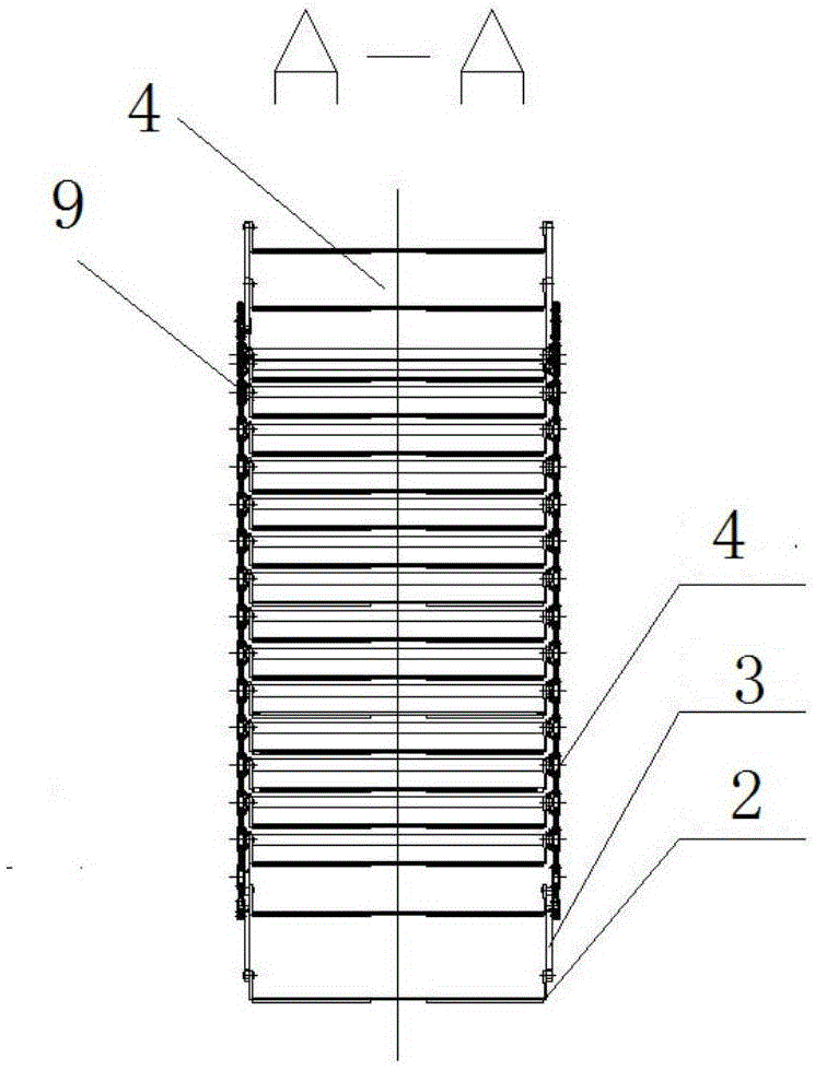 Continuous conveyor capable of automatic lifting